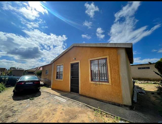 6 BEDROOM HOUSE FOR SALE IN KANANA PARK